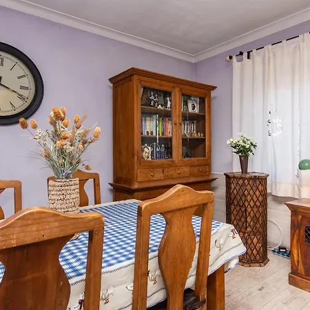 Lisbon South Bay Homestay Amora